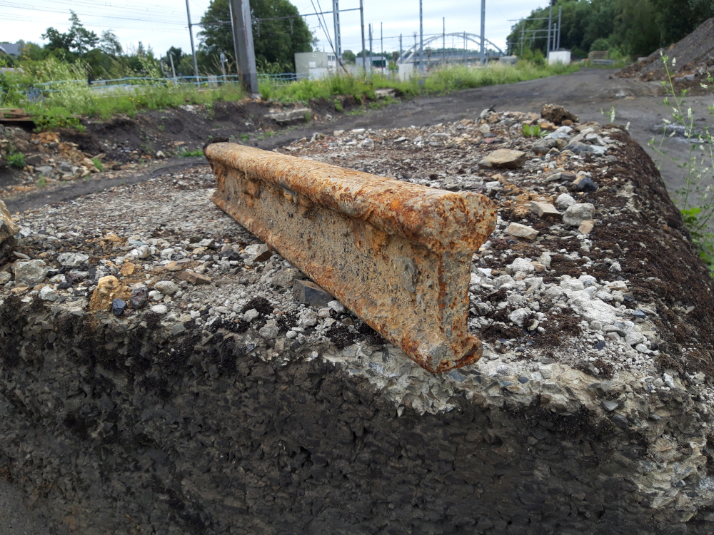 a close up of a rock