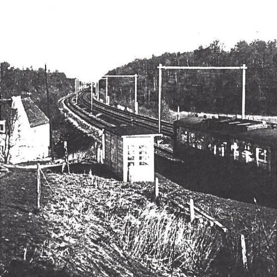 a vintage photo of a bridge