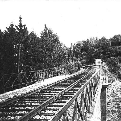 a train traveling over a bridge